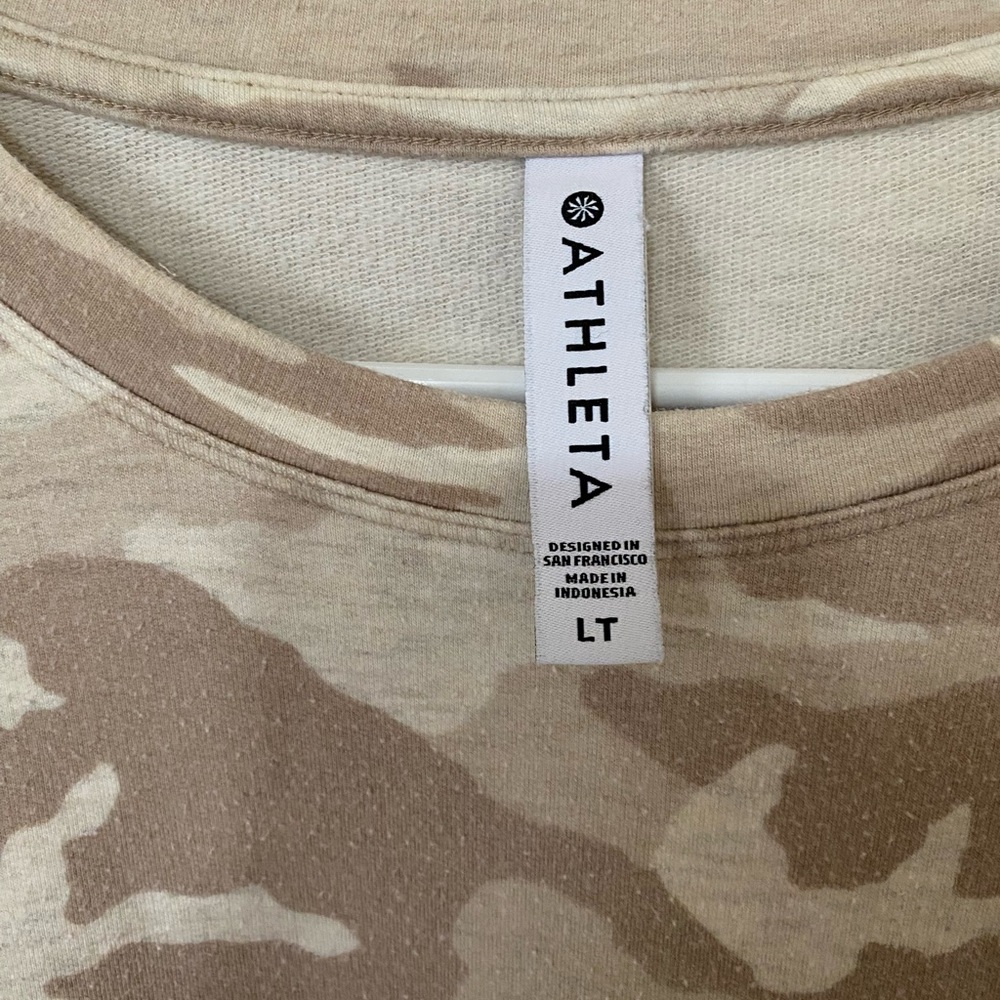 Athleta Balance Pullover Printed Sweatshirt Camo Lux Oatmeal Heather Size Large - Picture 4 of 6